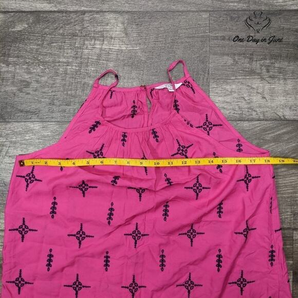 Crown & Ivy High Neck Tank Top Size XS - Picture 2 of 4